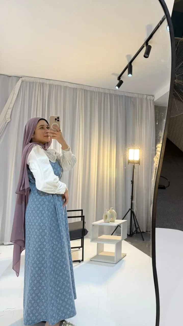 Tamara Soft Denim Printed Dress without shirt - بدون شميز